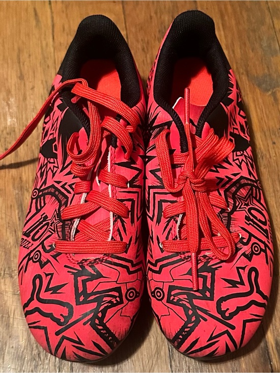 Puma Other - Puma black and red soccer shoes